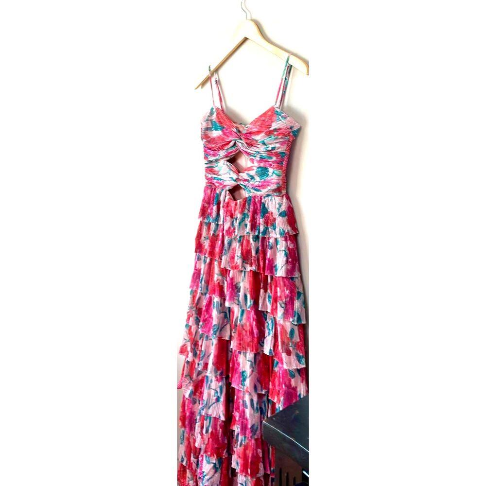 Gianni Bini RARE BEAUTIFUL Maxi Dress.. Size 0